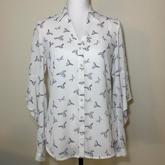 50% OFF Express Portofino bird blouse open sleeve - Picture 1 of 9